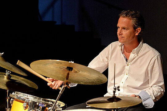 Hans Dekker   Jazz    Schlagzeuger   Drummer   WDR-Bigband    Live-Konzert   2014