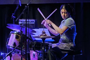 Sun-Mi Hong