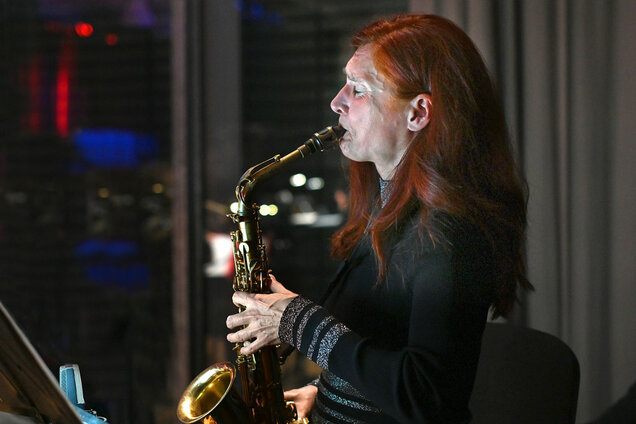 Angelika Niescier