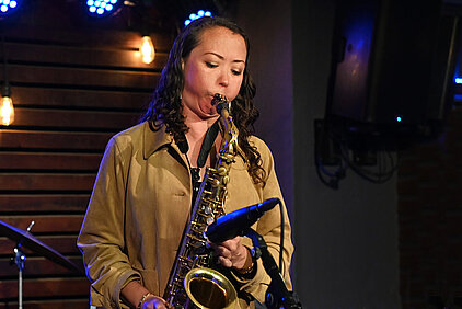 Alison Shearer