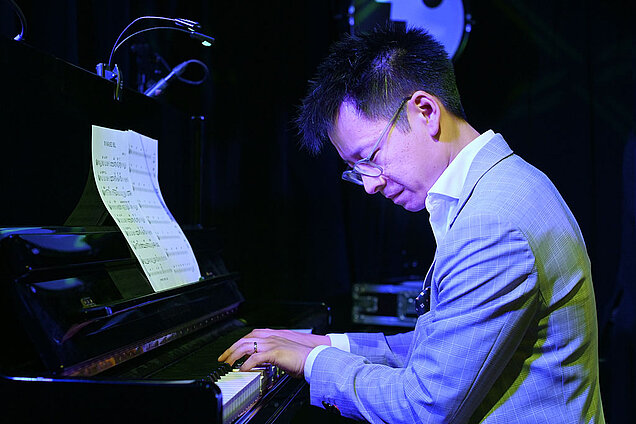 Jerry Lu