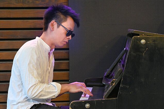 Jerry Lu