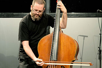 Robert Landfermann      Jazz     Bassist      Stadtgarten      Live-Konzert     Winterjazz-Festival Köln   2019