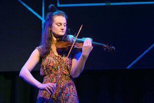 Julia Brüssel