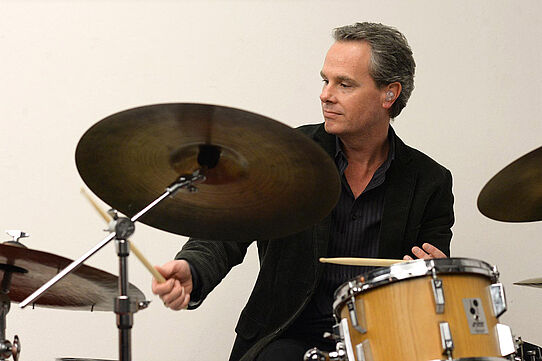 Hans Dekker Hans Dekker Jazz Schlagzeuger Drummer WDR-Bigband Live-Konzert 2016