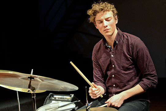 Fabian Arends   Jazz   Schlagzeuger   Drummer   Live-Konzert   2014