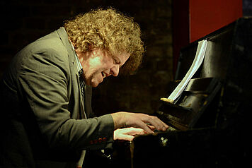 Martin Sasse    Jazz    Pianist      Live-Konzert       Studio 672 Köln       2013