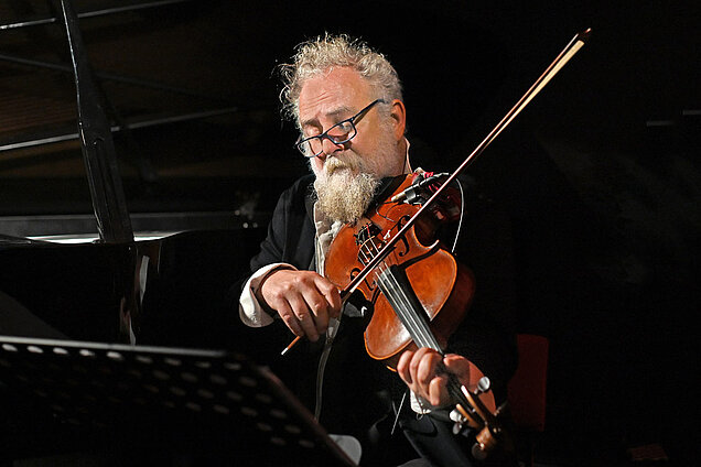 Mat Maneri